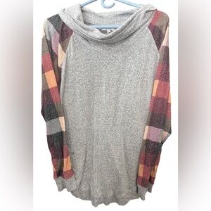 *Maurices Grey and Colorful Plaid Long Sleeve Shirt Hoodie Large